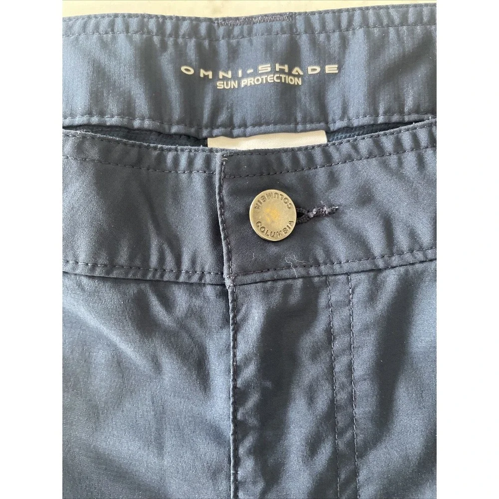 Men's Columbia Omni-Shade Sun Protection Navy Blue Shorts, Outdoors Size 40W/10L